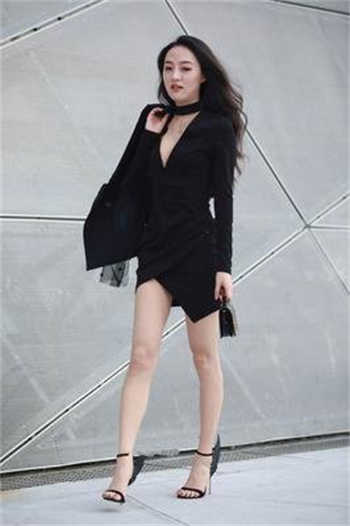 女友送绿帽帽给男友8篇