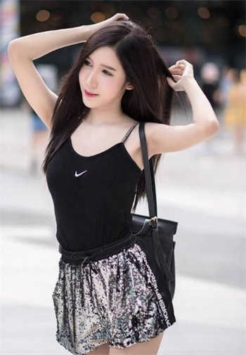 女戴蝴蝶怎么小便