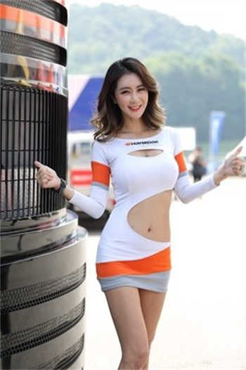 吐舌头翻白眼图片
