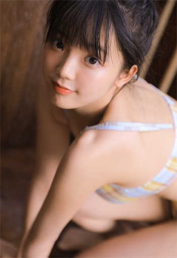 娱乐之开局就和杨老板同居