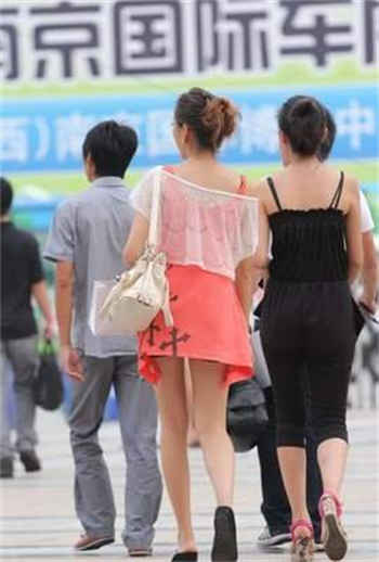 抖音刘儿搓泥视频