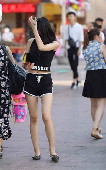 女友送绿帽帽给男友8篇