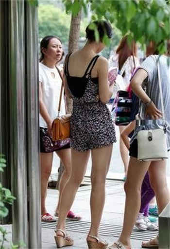 中国四奶之首图片