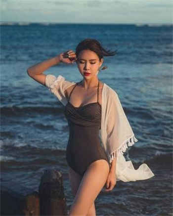 附近10米单身女相片