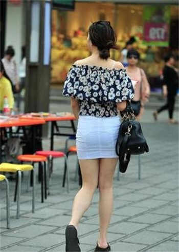 男主叫龙啸天女主姓沐