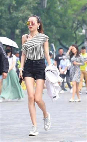 婉儿别闹火箭资源