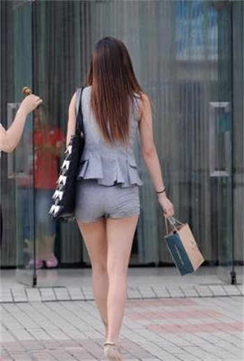 火凤凰之收美后宫