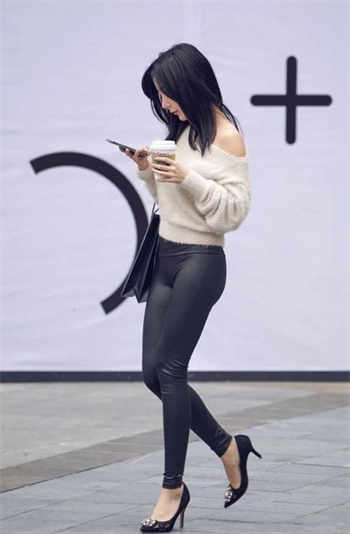 在富人工作的妻子