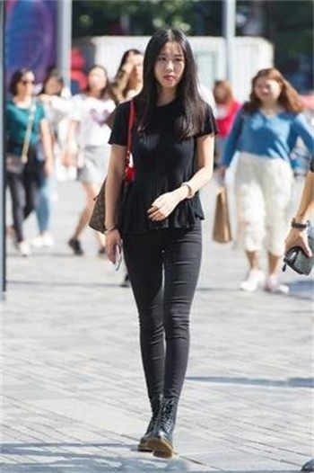 鬼灭之刃女人物去衣服