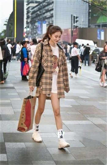 成app短视频葫芦娃