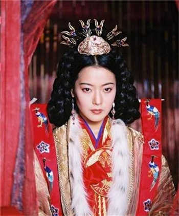 juliaann出轨的母亲